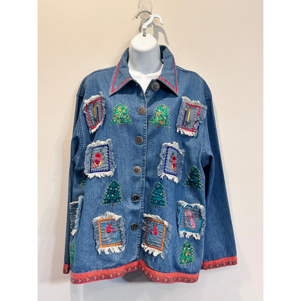 Studio E Womens Large Christmas Denim Jacket Embroidered Patch Holiday Blue L